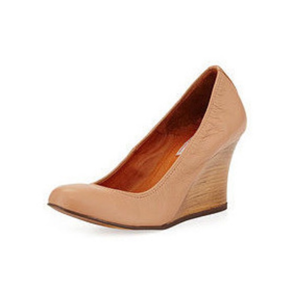 NIB Lanvin Ballerina Nude Wedges Heel Size 40 new in box